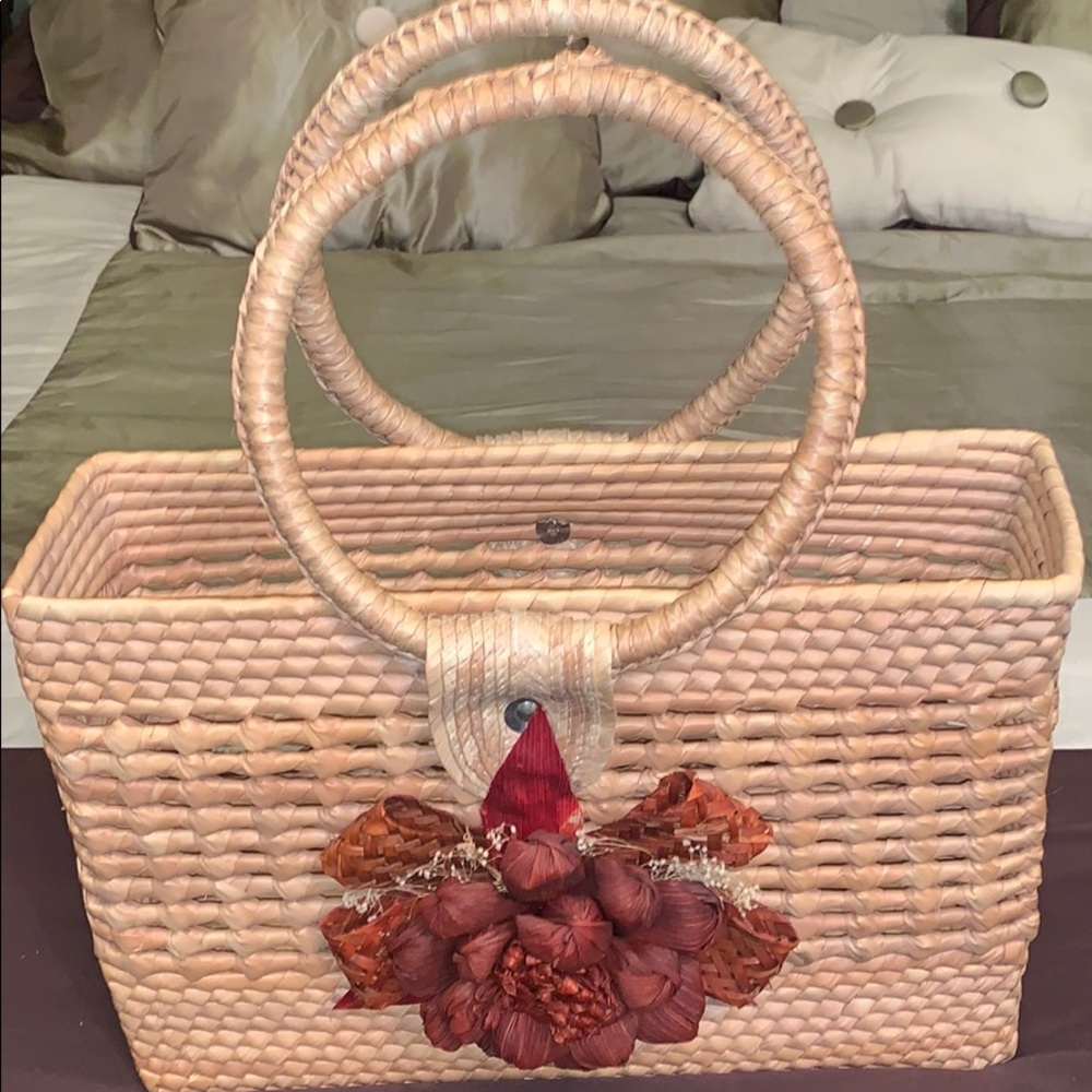 Woven Carry All Purse